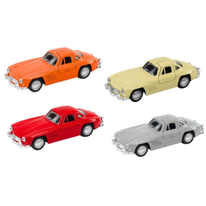 Klasikinis metalinis automobilio 1:32 su atidaromomis durimis