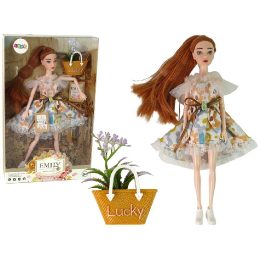 Lėlė Emily su rudenine suknele ir gėlėmis