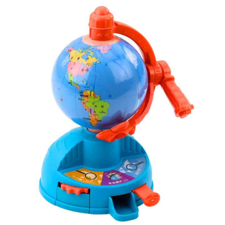 Vaikiškas besisukantis gaublys su pavaromis ir lėktuvu LEAN Toys