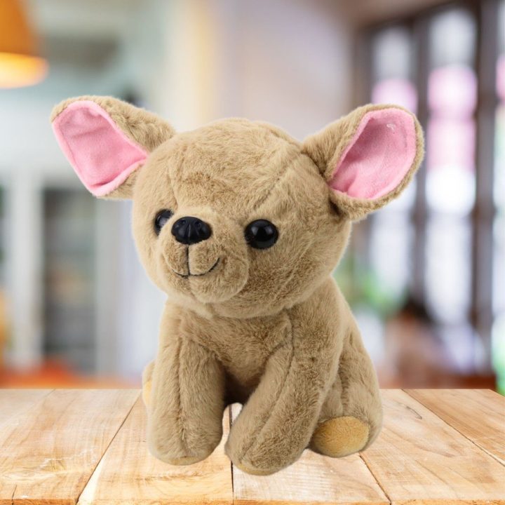 Pliušinis žaislas šuniukas Chihuahua smėlio spalvos 22 cm
