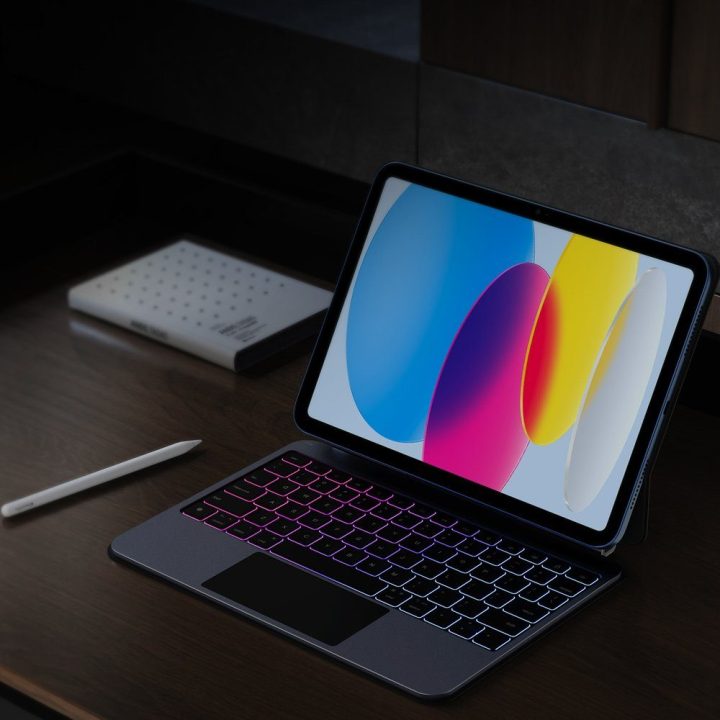Planšetės dėklas su klaviatūra iPad 10″/11″ juodas