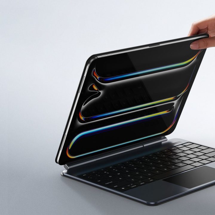 Klaviatūros dėklas iPad Pro 13″ (2024) juodas