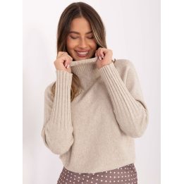 smėlio spalvos megztinis aukštu kaklu