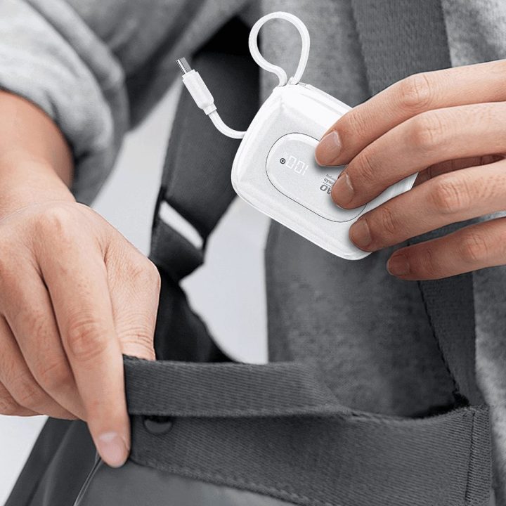 Išorinis akumuliatorius 10000 mAh su USB-C ir Lightning , baltas