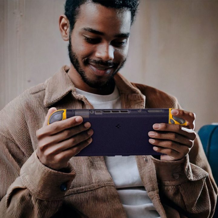 Dėklas tamsiai mėlynas Nintendo Switch 2 Spigen Nano Pop – patikimai apsaugai ir žaidimų patogumui.