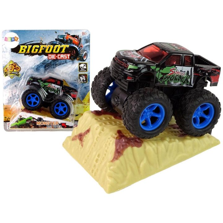 Žaislinis automobilis Monster Truck su guminiais ratais – nuotykiams ir greičiui žaidimuose.