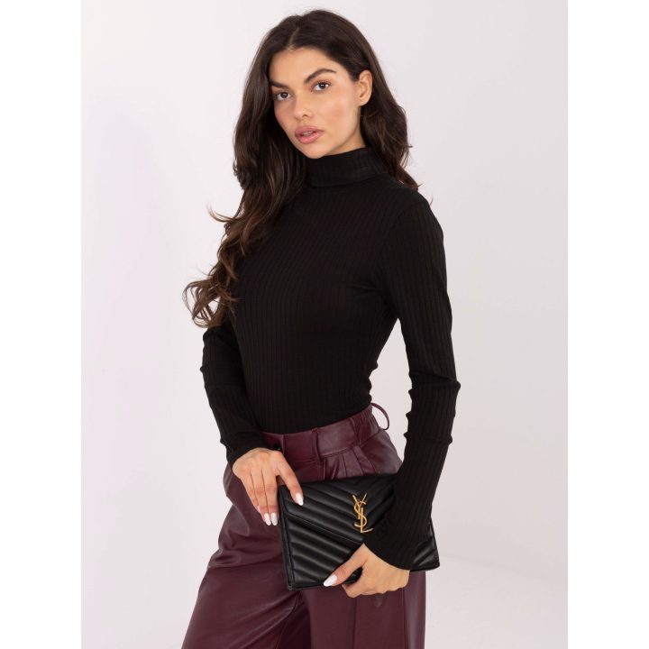 Palaidinė RV juoda – elegantiškas pasirinkimas