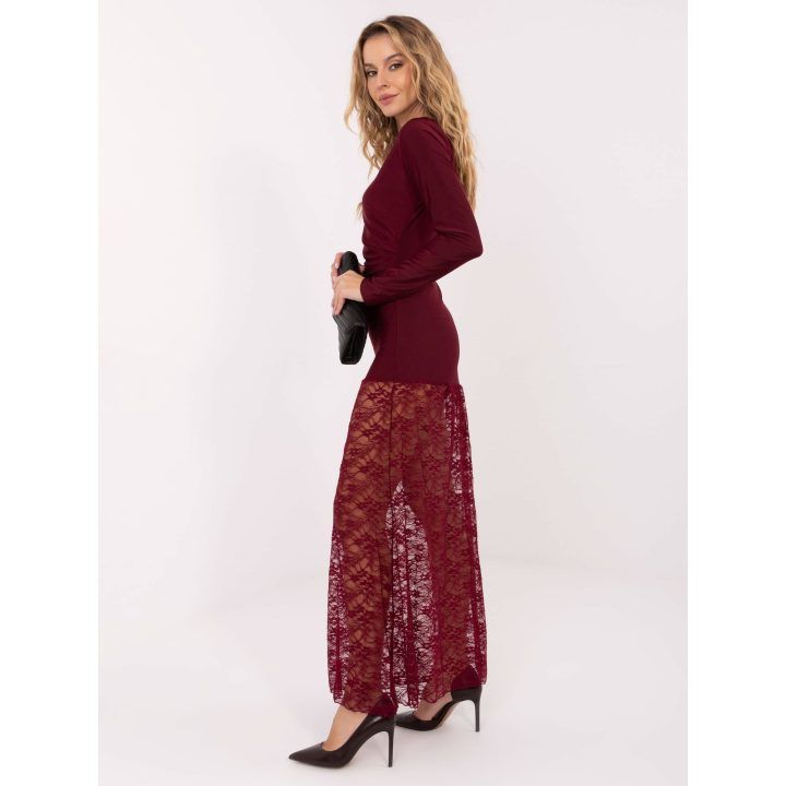 Suknelė bordo Makadamia – elegancijai ir išskirtinumui šaltuoju sezonu.