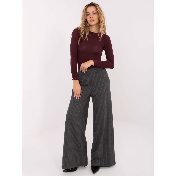 Palaidinė bordo spalvos IT BZ – elegancijai ir jaukumui kasdienai.