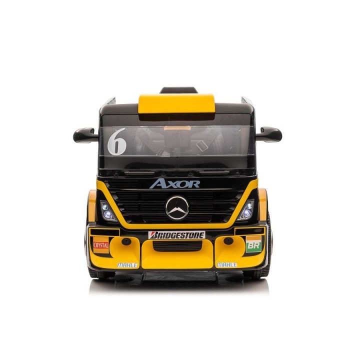 Elektromobilis su priekaba Mercedes XMX622B – pramogai ir nuotykiams lauke.