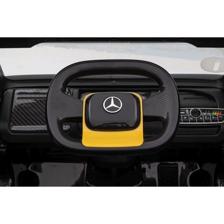 Elektromobilis su priekaba Mercedes XMX622B – pramogai ir nuotykiams lauke.