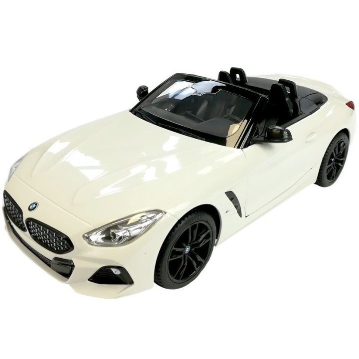 Auto BMW Z4 Roadster Rastar – džiaugsmui ir tikroviškiems nuotykiams žaidimuose.