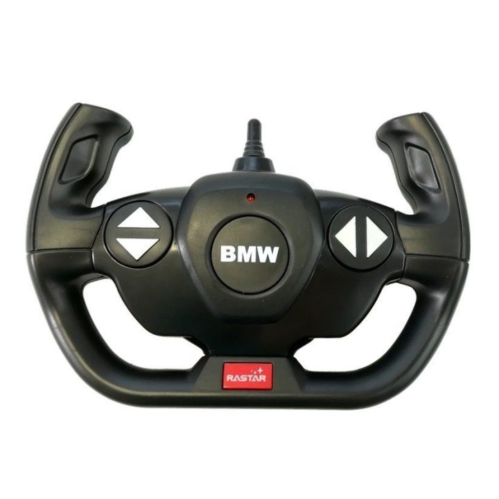 Auto BMW Z4 Roadster Rastar – džiaugsmui ir tikroviškiems nuotykiams žaidimuose.