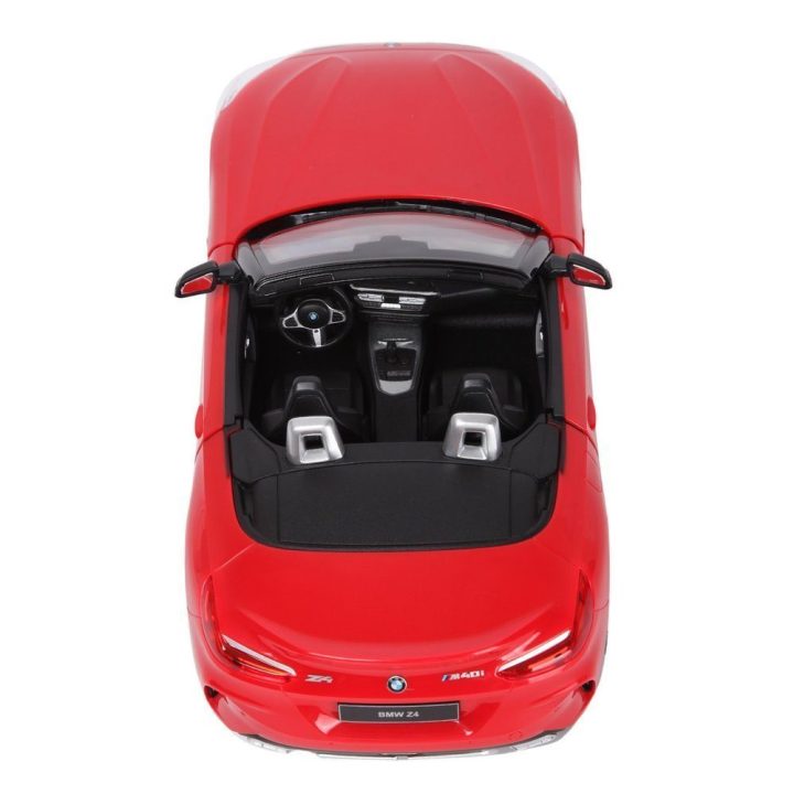 Automobilis R/C BMW Z4 Roadster Rastar – greičiui ir pramogai kiekvieną dieną.