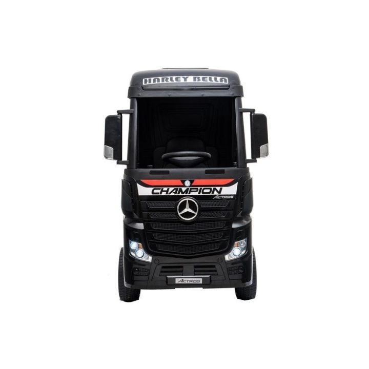 Elektrinis automobilis Mercedes Actros nudažytas – mažųjų vairuotojų nuotykiams ir džiaugsmui.