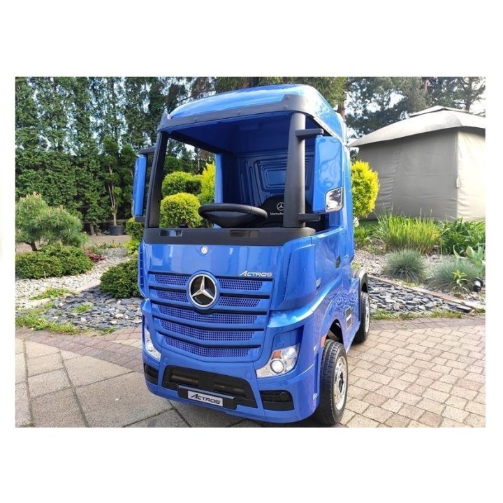 Elektromobilis Mercedes Actros MP4 – pramogai ir vairavimo džiaugsmui vaikams.