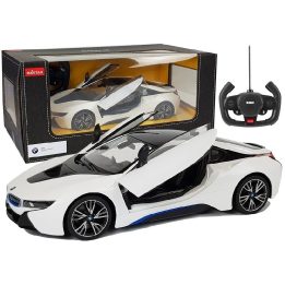 Mašina R/C BMW i8 Rastar su automatinėmis durimis – žaismingiems lenktynių nuotykiams.