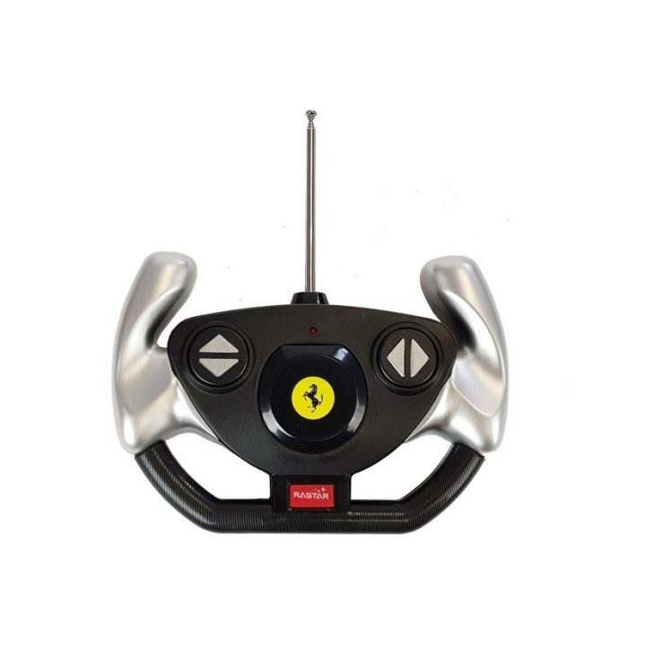Mašina R/C Ferrari Italia Rastar – greičiui ir pramogai bet kurioje trasoje.