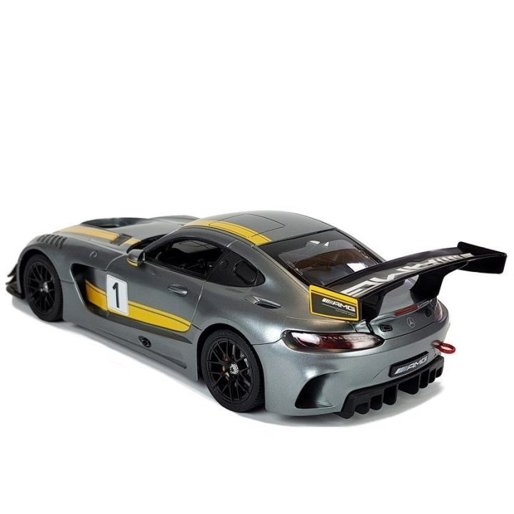 Automobilis radijo bangomis Mercedes AMG GT3 Rastar – greičiui ir pramogai namuose ir lauke.