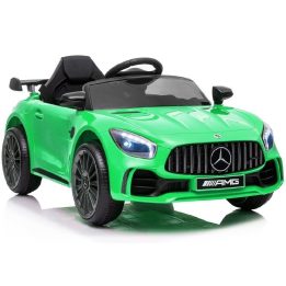 Elektrinis automobilis Mercedes AMG GT R – džiaugsmui ir aktyviems vaikų nuotykiams.