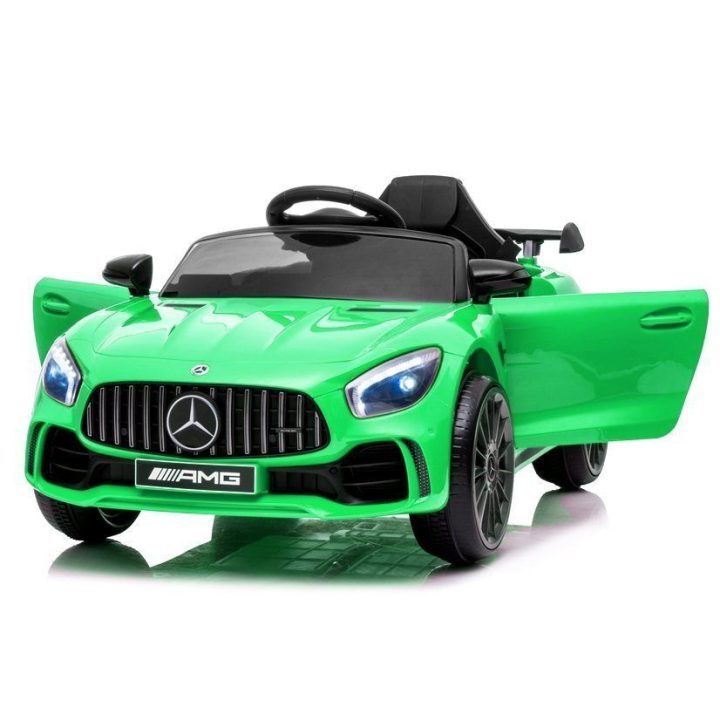 Elektrinis automobilis Mercedes AMG GT R – džiaugsmui ir aktyviems vaikų nuotykiams.