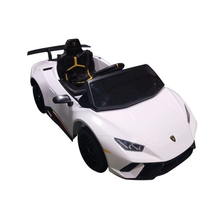 Elektromobilis Lamborghini Huracan – pramogai ir nuotykiams mažiesiems vairuotojams.