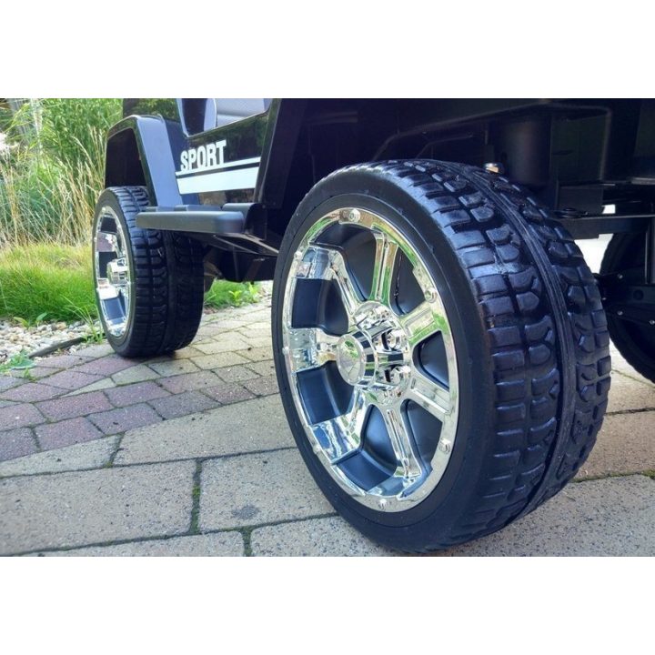 Mašinėlė vaikams visureigis S2388 – nuotykiams ir linksmybėms lauke.