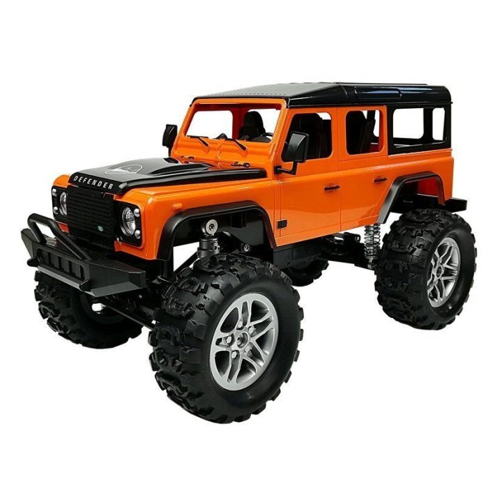 Mašinėlė valdymui pulteliu Land Rover Defender – nuotykiams ir smagiam vairavimui lauke.