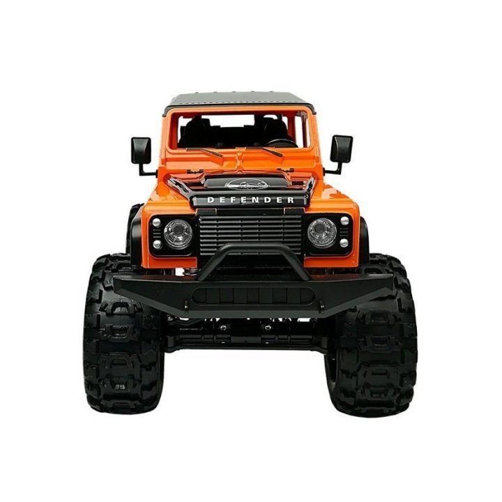 Mašinėlė valdymui pulteliu Land Rover Defender – nuotykiams ir smagiam vairavimui lauke.