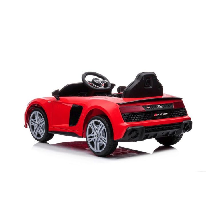 Elektromobilis Audi R8 Lift – mažųjų vairuotojų džiaugsmui ir nuotykiams lauke.