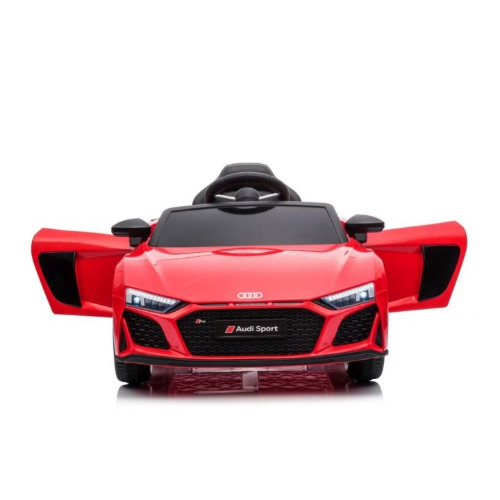 Elektromobilis Audi R8 Lift – mažųjų vairuotojų džiaugsmui ir nuotykiams lauke.