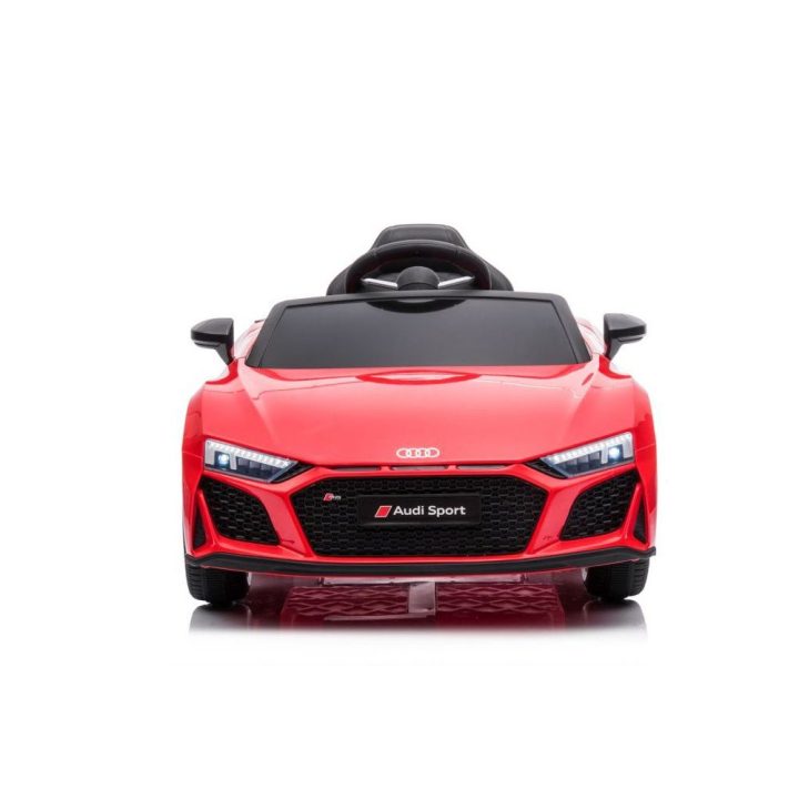 Elektromobilis Audi R8 Lift – mažųjų vairuotojų džiaugsmui ir nuotykiams lauke.