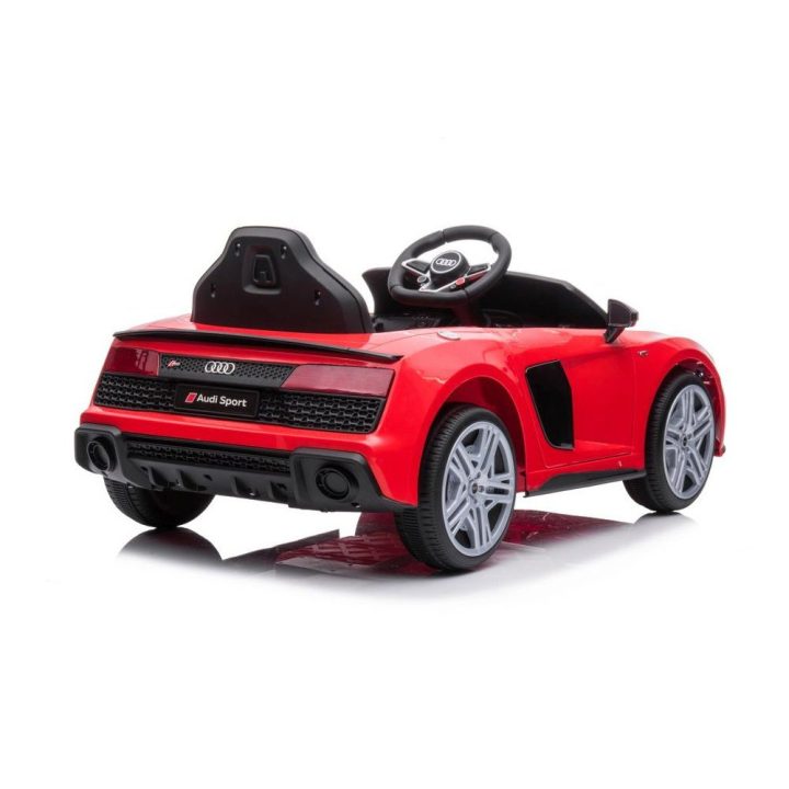 Elektromobilis Audi R8 Lift – mažųjų vairuotojų džiaugsmui ir nuotykiams lauke.
