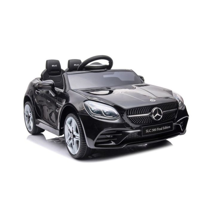 Elektromobilis Mercedes SLC 300 – mažiesiems vairuotojams smagiam pasivažinėjimui.