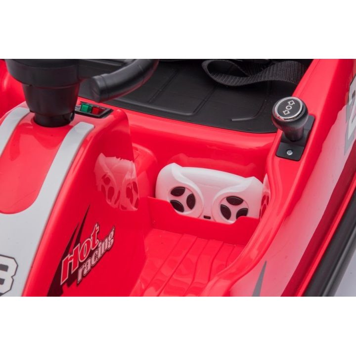 Rankinė GTS1166 be spalvos pavadinimo – stilinga detalė moderniam įvaizdžiui.