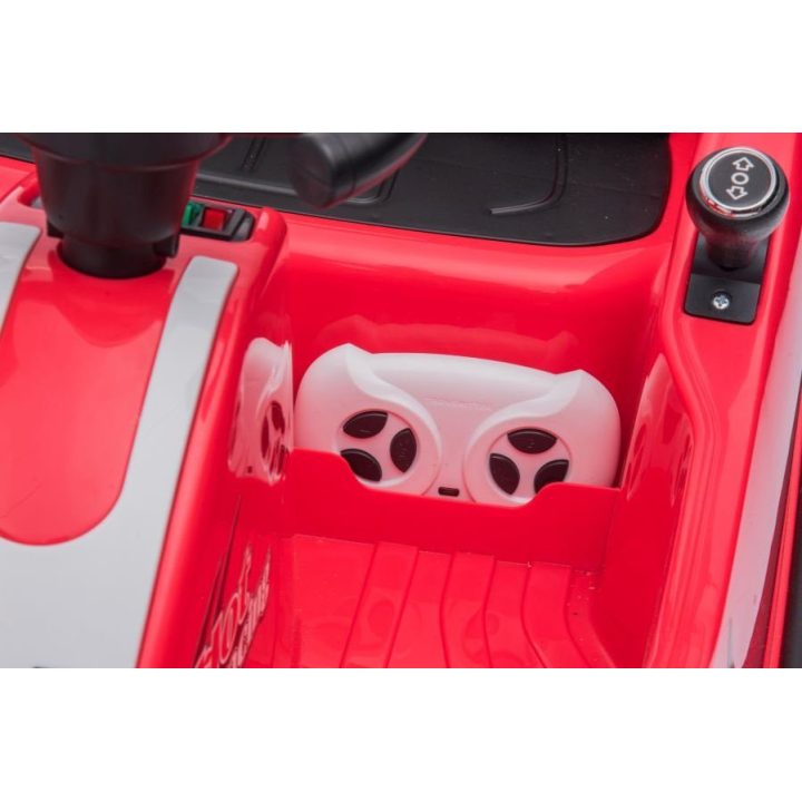 Rankinė GTS1166 be spalvos pavadinimo – stilinga detalė moderniam įvaizdžiui.