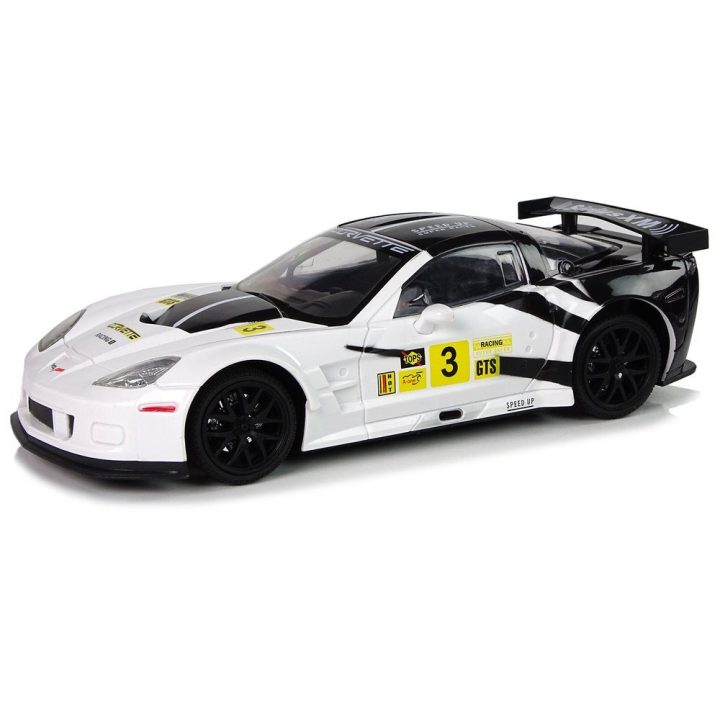Mašinėlė radijo bangomis Corvette C6.R – greičiui ir pramogai kiekviename važiavime.