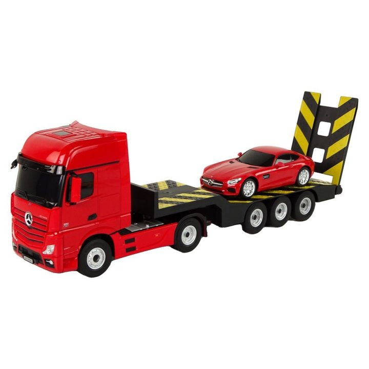Automobilio R/C Mercedes-Benz vilkikas – žaidimams ir technikos nuotykiams.
