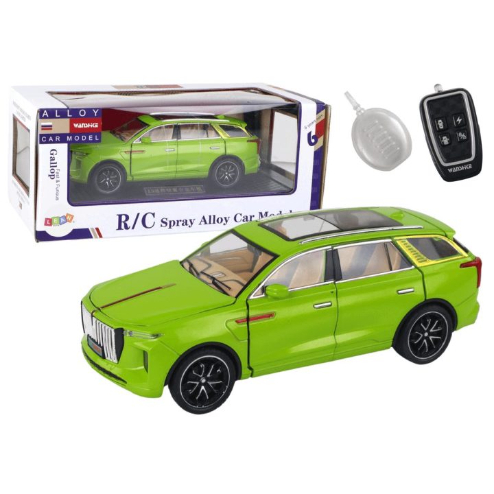 RC automobilis aliuminis 1:24 – tvirtumui ir tikroviškam valdymui žaidžiant.