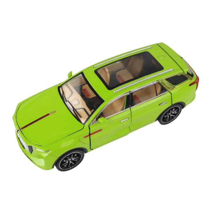 RC automobilis aliuminis 1:24 – tvirtumui ir tikroviškam valdymui žaidžiant.