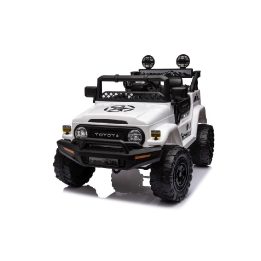 Elektromobilis vaikams Toyota FJ 4x4 – nuotykiams ir saugiam vairavimui lauke.