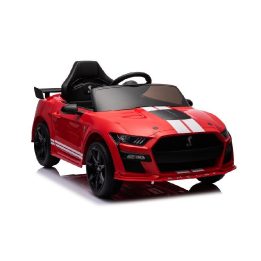 Automobilis elektrinis Ford Mustang GT500 Shelby – dinamiškam vairavimui ir išskirtinumui kelyje.