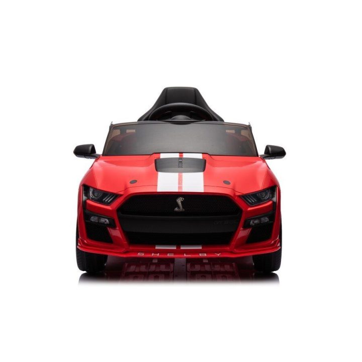 Automobilis elektrinis Ford Mustang GT500 Shelby – dinamiškam vairavimui ir išskirtinumui kelyje.