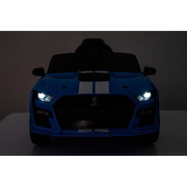 Automobilis elektrinis Ford Mustang GT500 Shelby – galiai ir vairavimo malonumui kasdien.