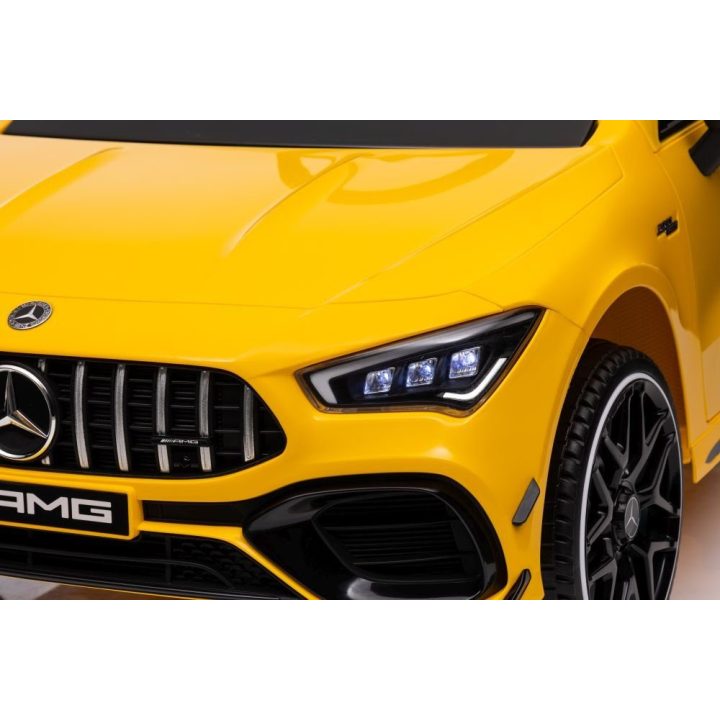 Elektromobilis Mercedes CLA 45s AMG 4x4 – pramogai ir vairavimo džiaugsmui vaikams.