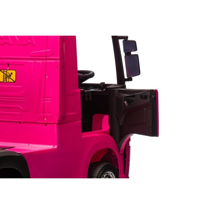 Elektromobilis visureigis Scania 500R – nuotykiams ir smagiam vairavimui lauke.