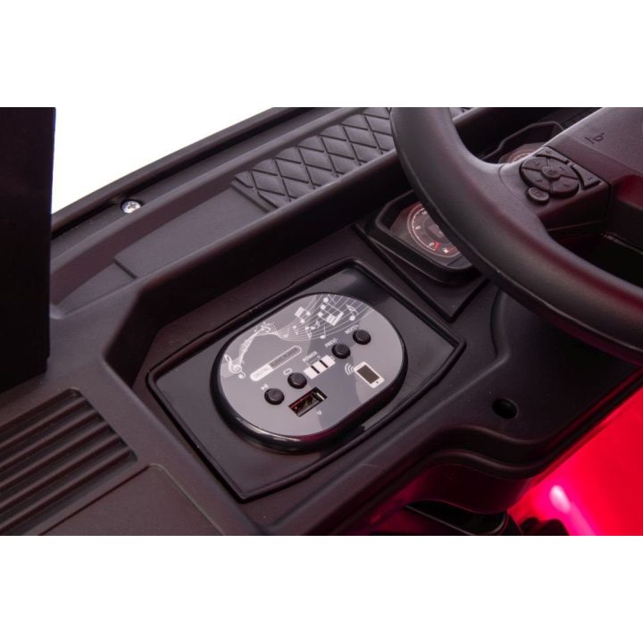 Elektromobilis visureigis Scania 500R – nuotykiams ir smagiam vairavimui lauke.