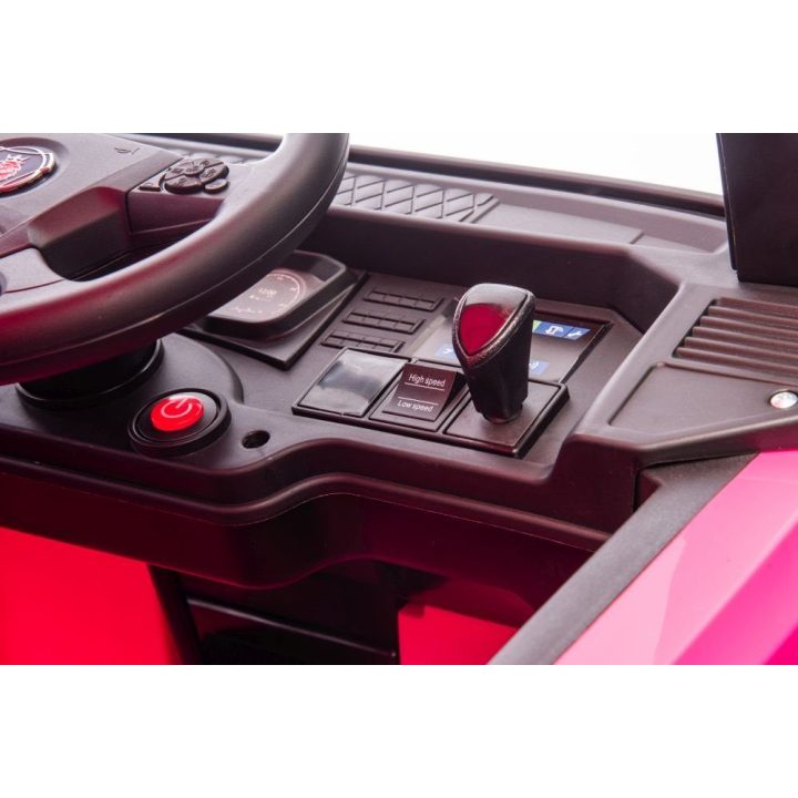 Elektromobilis visureigis Scania 500R – nuotykiams ir smagiam vairavimui lauke.