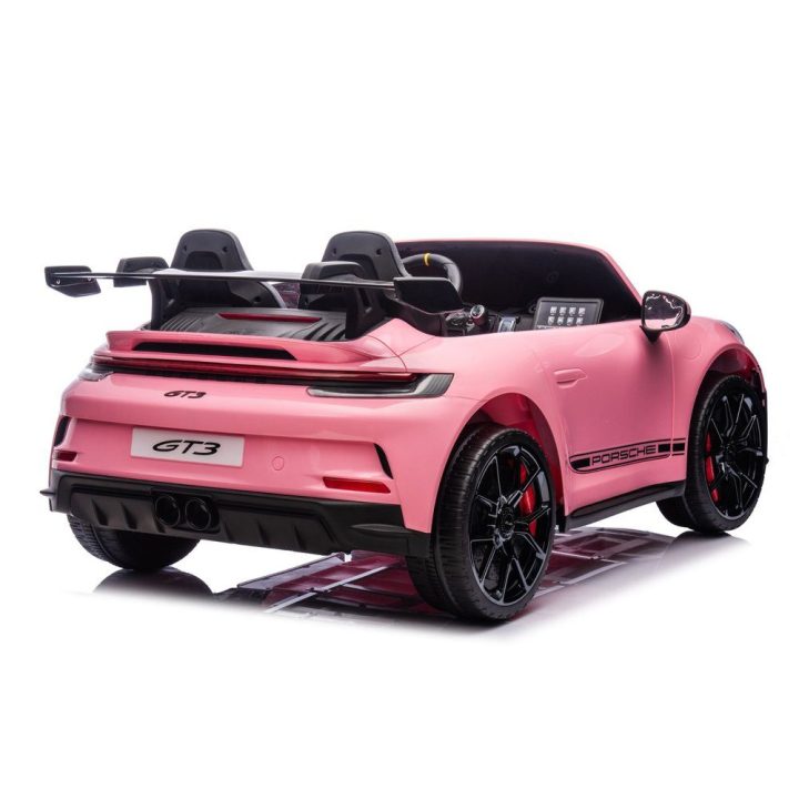 Elektromobilis Porsche GT3 vaikams – pramogoms ir pirmiesiems nuotykiams lauke.