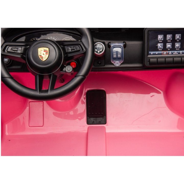 Elektromobilis Porsche GT3 vaikams – pramogoms ir pirmiesiems nuotykiams lauke.